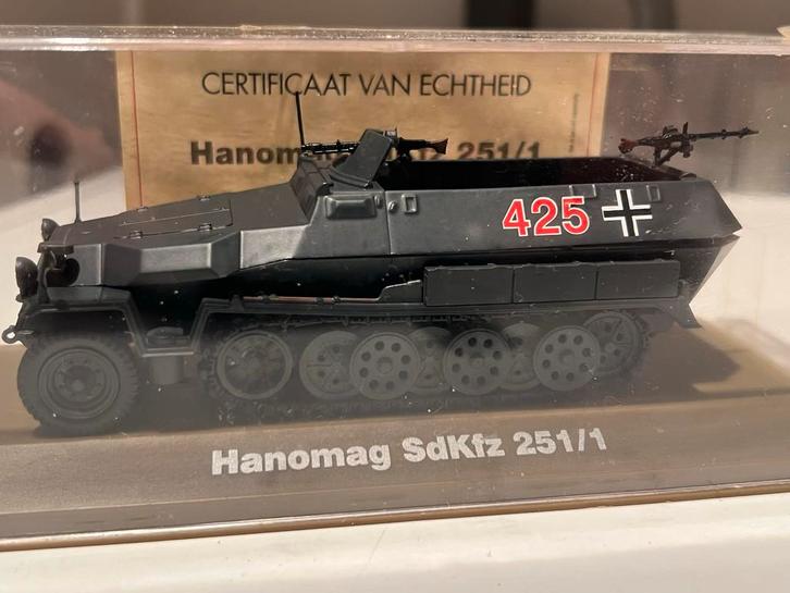 Hanomag SdKfz 251/1 Model -atlas edition 1:43, Hobby en Vrije tijd, Modelbouw | Auto's en Voertuigen, Zo goed als nieuw, Tank