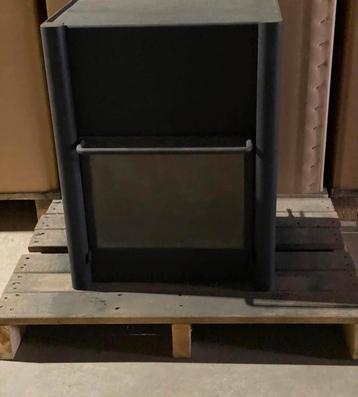 Harrie Leenders HL2 hang haard houtkachel 2,5 - 10 kW beschikbaar voor biedingen