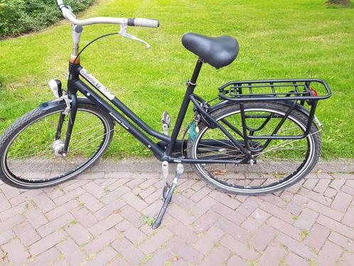 Mat zwarte transsportfiets van,GAZELLE NL, Fietsen en Brommers, Fietsen | Dames | Omafietsen, Zo goed als nieuw, 53 tot 56 cm