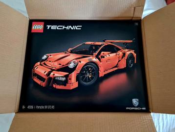 Lego 42056 nieuw beschikbaar voor biedingen