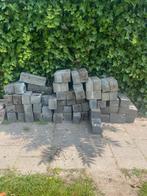 Ruim 50 tegels GRATIS, Ophalen, Zo goed als nieuw, 10 m² of meer, Beton