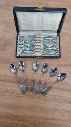 Zilveren lepeltjes in bijpassend doosje, Ophalen, Zilver