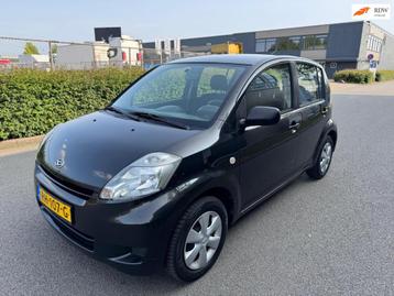 Daihatsu Sirion 2 1.0-12V Trend / AIRCO / ABS / ELEK. PAKKET beschikbaar voor biedingen