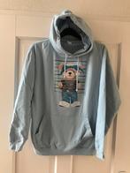 Z.g.a.n=lichtblauwe sweater met capuchon =M, Kleding | Dames, Ophalen of Verzenden, Zo goed als nieuw, Maat 38/40 (M), Blauw