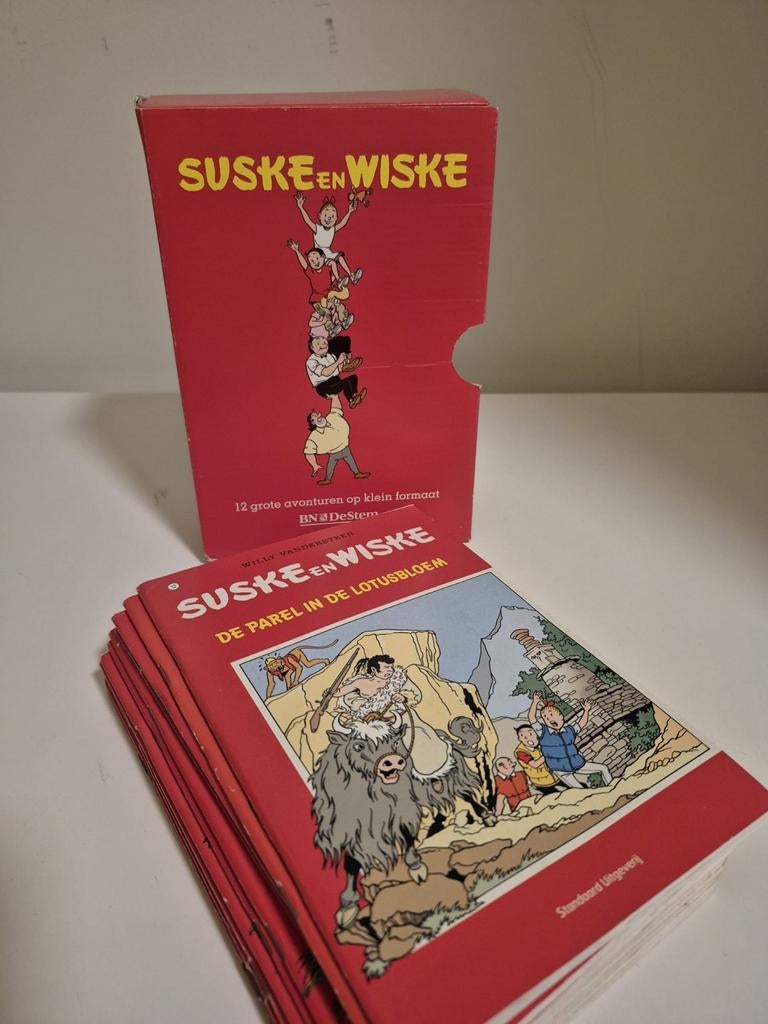 Suske en Wiske - 12 strips in cassette en 6 losse, Meerdere stripboeken, Ophalen of Verzenden, Zo goed als nieuw, Willy Vandersteen