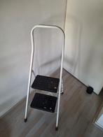 Keukentrap, Doe-het-zelf en Verbouw, Ladders en Trappen, Ophalen, Zo goed als nieuw, Minder dan 2 meter