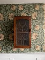 Hangkastje, vitrinekastje, mooi gedecoreerd deurtje, Minder dan 50 cm, Gebruikt, Eikenhout, Art nouveau