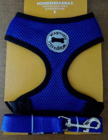 Nieuw blauw hondentuigje met riem maat S beschikbaar voor biedingen