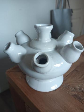 Mooi tulpenvaasje  beschikbaar voor biedingen