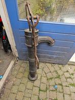 Antieke waterpomp, Ophalen, Gebruikt