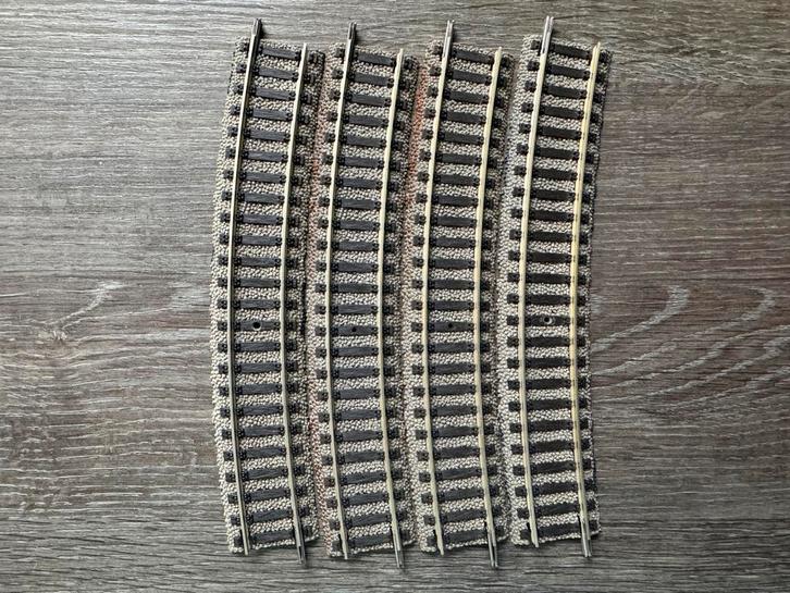 Fleischmann Profi rails, 6133 (4 stuks), Hobby en Vrije tijd, Modeltreinen | H0, Gebruikt, Rails, Gelijkstroom, Fleischmann, Ophalen of Verzenden