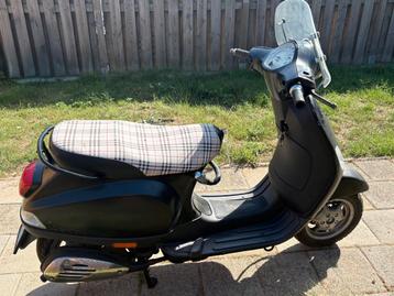 Vespa lx 50cc 4t 4v loopt niet /teruil zip zieomschrijving beschikbaar voor biedingen