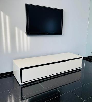Tv meubel met lades (softclose) beschikbaar voor biedingen