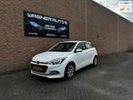 Hyundai I20 1.2 LP i-Drive Cool, Gebruikt, Euro 6, 4 cilinders, Wit