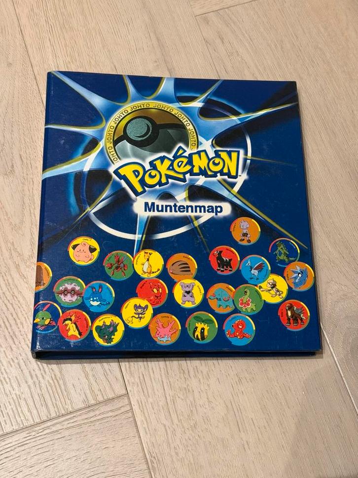Pokémon munten inclusief map!, Hobby en Vrije tijd, Verzamelkaartspellen | Pokémon, Gebruikt, Overige typen, Ophalen of Verzenden