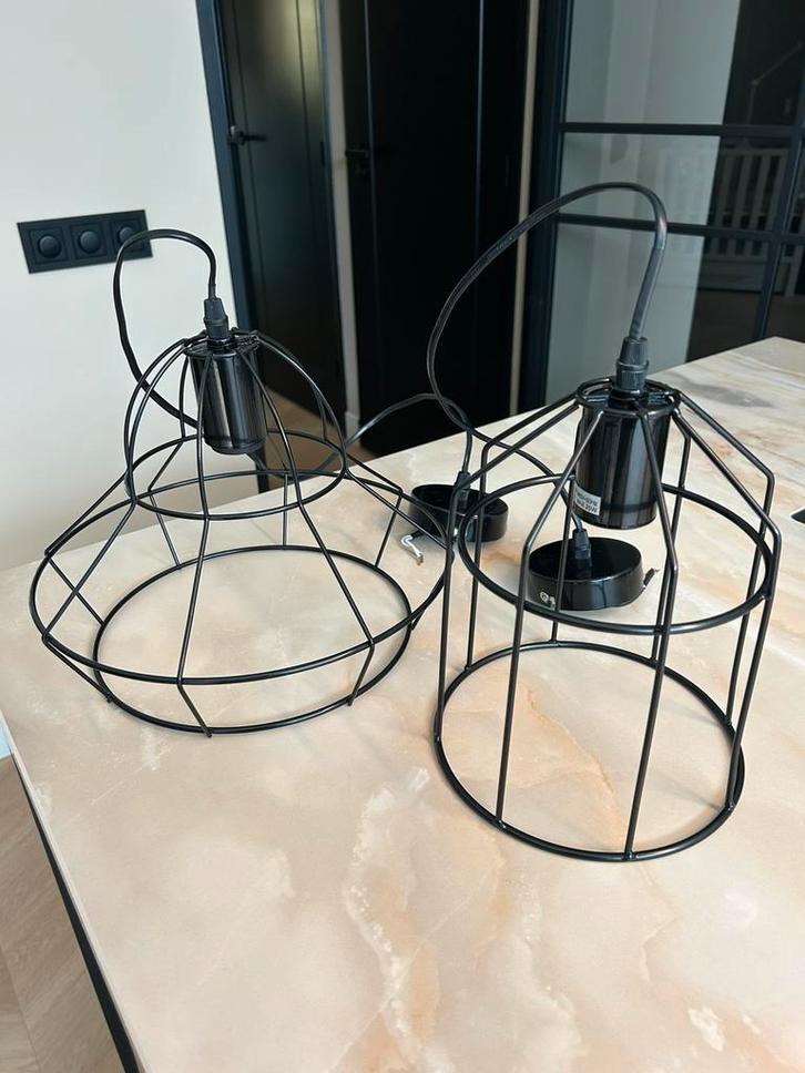 Staaldraad hanglamp 2 stuks, Huis en Inrichting, Lampen | Lampenkappen, Gebruikt, Minder dan 25 cm, Rond, Zwart, Ophalen
