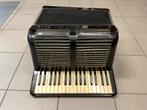 Hohner basaccordeon - Klassiek!, Muziek en Instrumenten, Accordeons, Ophalen, Gebruikt, Met riemen, Overige formaten