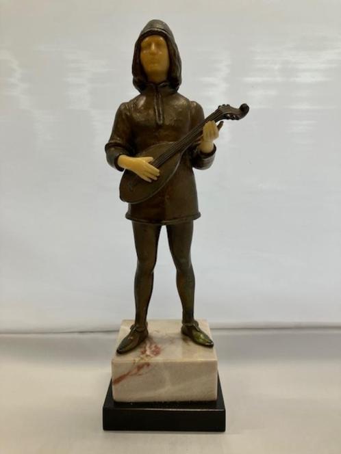 Prachtig antiek beeldje van een troubadour, Verzamelen, Beelden en Beeldjes, Gebruikt, Mens, Ophalen of Verzenden