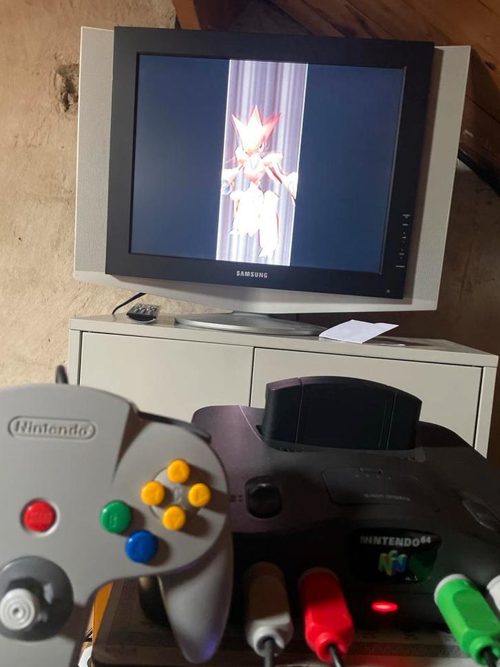 N64 Compleet met Everdrive & Blue Retro + Games, Spelcomputers en Games, Spelcomputers | Sony PlayStation 1, Gebruikt, Zonder controller