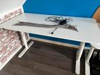 BEKANT wit bureau zit/sta elektrisch, 160x80 cm, Ophalen, Elektrisch, Zo goed als nieuw, Stabureau