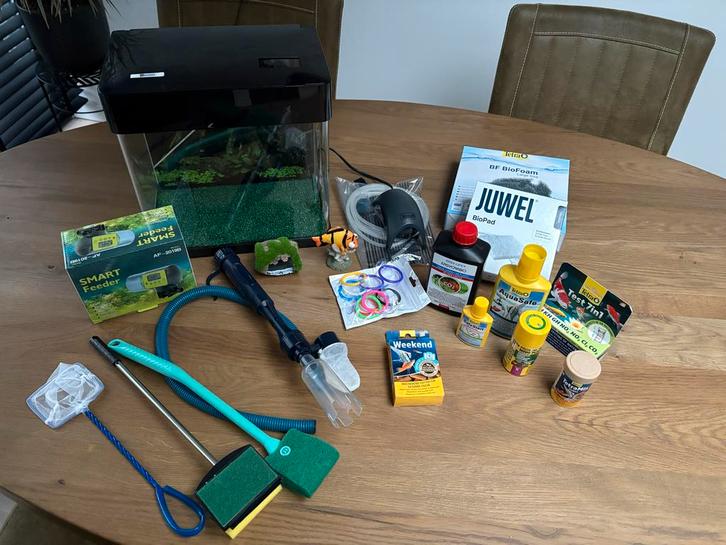 Superfish aquarium 20l 1 maand oud in nieuwstaat, Dieren en Toebehoren, Vissen | Aquaria en Toebehoren, Zo goed als nieuw, Leeg aquarium