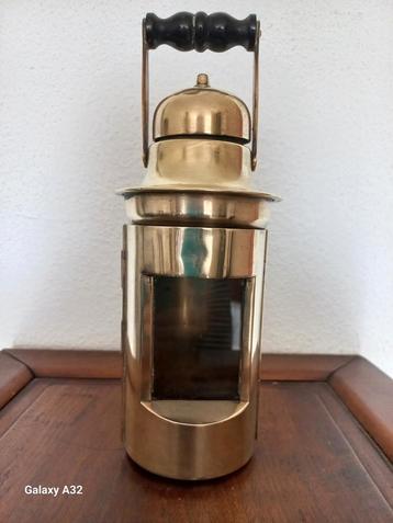 Antieke Sherwoods messing olielamp scheepslantaarn beschikbaar voor biedingen