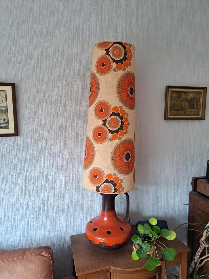 Vintage retro staande lamp oranje jaren 70, Huis en Inrichting, Lampen | Vloerlampen, Gebruikt, 100 tot 150 cm, Overige materialen