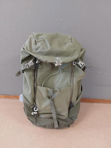 Quechua rugzak 30L - nog nooit gebruikt beschikbaar voor biedingen