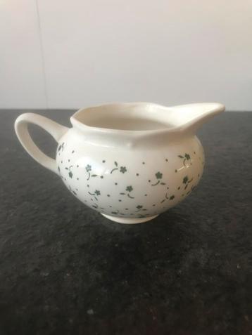 Vintage / brocante Melkkannetje Boch Freres La Louviere beschikbaar voor biedingen