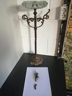 OPKNAPPER ANTIEKE BRONZEN STAANDE ASBAK 65 CM HOOGTE. Heeft, Antiek en Kunst, Ophalen of Verzenden