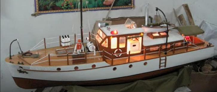 Bouwtekeningen van een  Motorjacht, Hobby en Vrije tijd, Modelbouw | Boten en Schepen, Ophalen of Verzenden