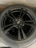 Set winterbanden Hyundai Kona 215-55-17, Auto-onderdelen, Ophalen, 17 inch, Winterbanden, Band(en)