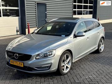 Volvo V60 2.4 D6 AWD Plug-In Hybrid Summum, Panoramadak, Cam beschikbaar voor biedingen