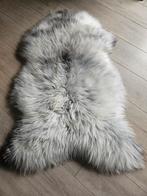 Schapenvacht xxl grijs., Huis en Inrichting, Woonaccessoires | Plaids en Woondekens, Ophalen of Verzenden, Nieuw