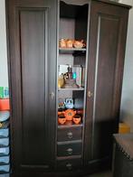 Massieve houten kast met lades en sleutels, Gebruikt, 100 tot 150 cm, 150 tot 200 cm, 50 tot 75 cm