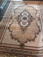 Mooi tapijt, Ophalen, Zo goed als nieuw