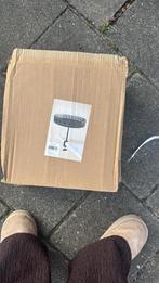 2 etagere kan je vastmaken aan tafel, Ophalen of Verzenden, Zo goed als nieuw