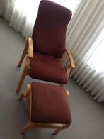 Ergonomische stoel met voetenbankje, scandinavisch design., 75 tot 100 cm, Scandinavisch, Zo goed als nieuw, Hout