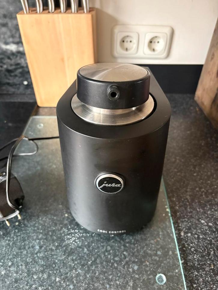 Jura Melkkoeler - Zo Goed Als Nieuw!, Witgoed en Apparatuur, Koffiezetapparaten, Zo goed als nieuw, Overige modellen, Ophalen