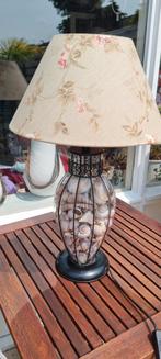 Tafellamp met schelpen glas en metaal, Huis en Inrichting, Lampen | Tafellampen, Ophalen of Verzenden, Zo goed als nieuw, Glas