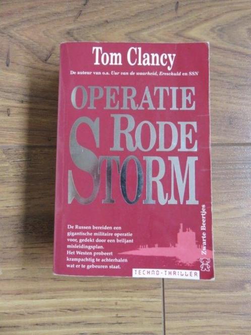 Tom Clancy - Operatie Rode Storm, Boeken, Thrillers, Gelezen, Ophalen of Verzenden