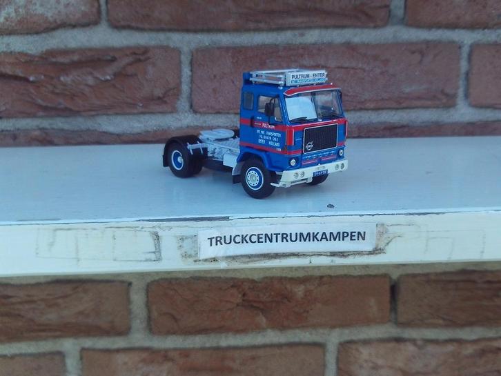 WSI  Volvo  F88  4 x 2  van  Pultrum  uit  Rijssen., Hobby en Vrije tijd, Modelauto's | 1:50, Nieuw, Bus of Vrachtwagen, Wsi, Ophalen of Verzenden