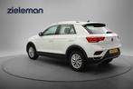 Volkswagen T-ROC 1.0 TSI Style Business - Carplay, Navi, Cru, Voorwielaandrijving, Gebruikt, Euro 6, Met garantie (alle)