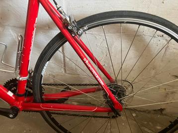 B-twin Triban Racefiets Decathlon beschikbaar voor biedingen
