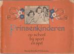 Prinsenkinderen op school, bij sport en spel, uit 1947, Verzamelen, Ophalen of Verzenden, Gebruikt, Nederland, Tijdschrift of Boek