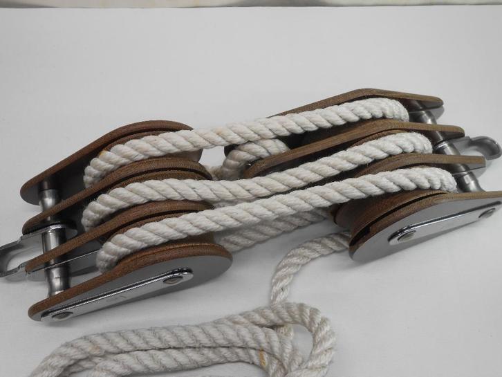 Blokken 3-schijfs o.a. Talie Neerhaler Maststrijk 14 - 16 mm, Watersport en Boten, Accessoires en Onderhoud, Zo goed als nieuw