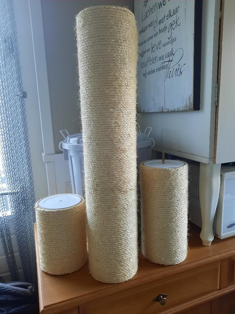 sisalpalen onderdelen, mogen apart weg, Dieren en Toebehoren, Krabmeubelen, Ophalen of Verzenden, Zo goed als nieuw, Krabpaal