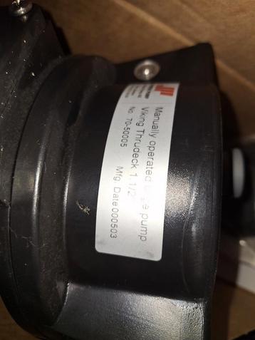 !!!OPRUIMING!!!  Johnson Viking Thrudeck Bilgepomp 1.1/2" beschikbaar voor biedingen