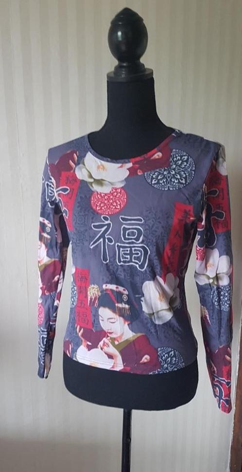 Mooie Chinese top Oriëntaalse stijl! Mooie details!, Kleding | Dames, Tops, Gedragen, Maat 36 (S), Grijs, Lange mouw, Verzenden