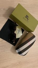Burberry zonnebril, Ophalen of Verzenden, Zo goed als nieuw